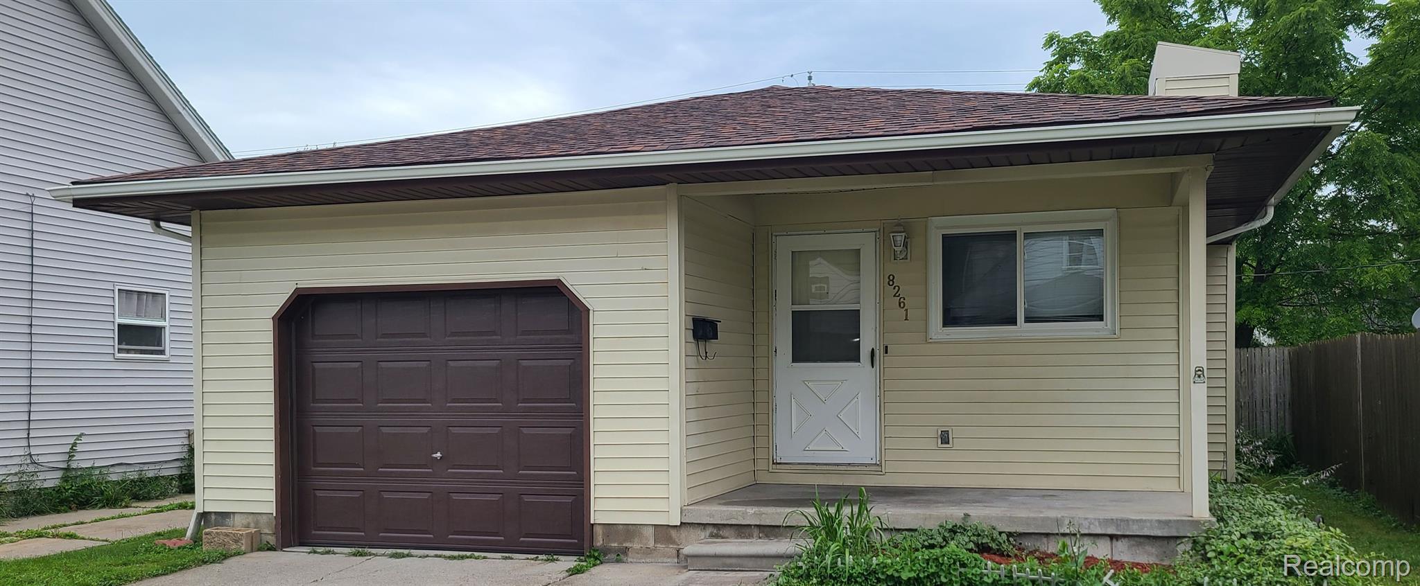 8261 Toepfer Road Warren, MI 48089 - Photo 1 of 17 Gallery Image 1