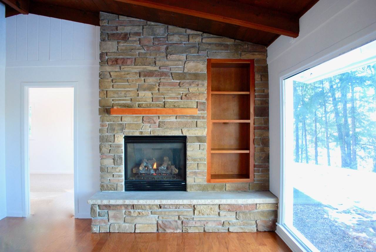 1709 Alpine Road Traverse City, MI 49686 - Photo 16 of 26 1826144-15.JPG