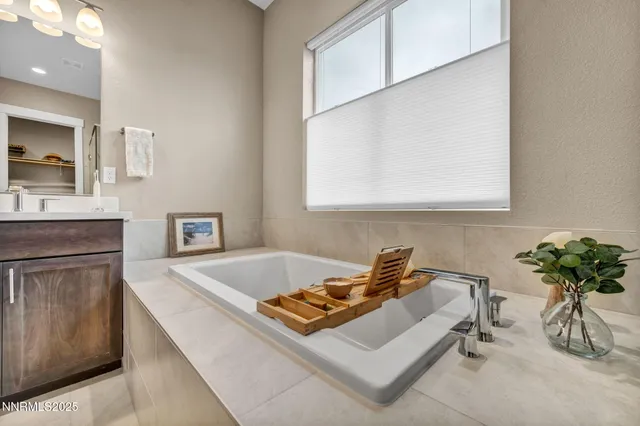 $899,950 | 698 Sage Grouse Loop, Gardnerville, NV 89460