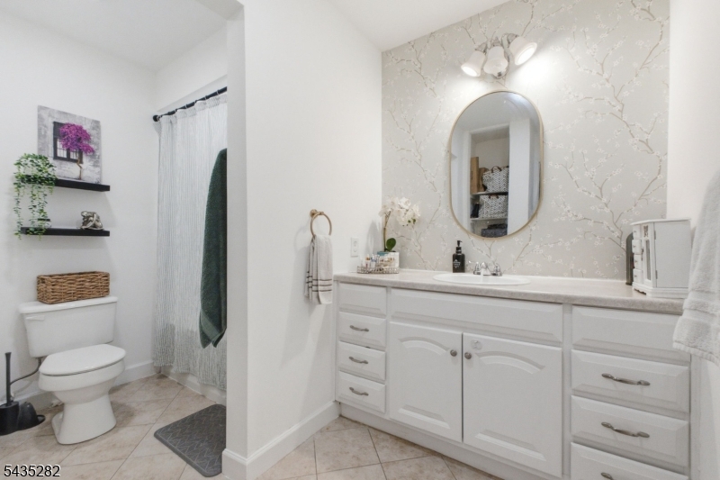 31 Chelsea Way Bridgewater, NJ 08807 - Photo 17 of 20