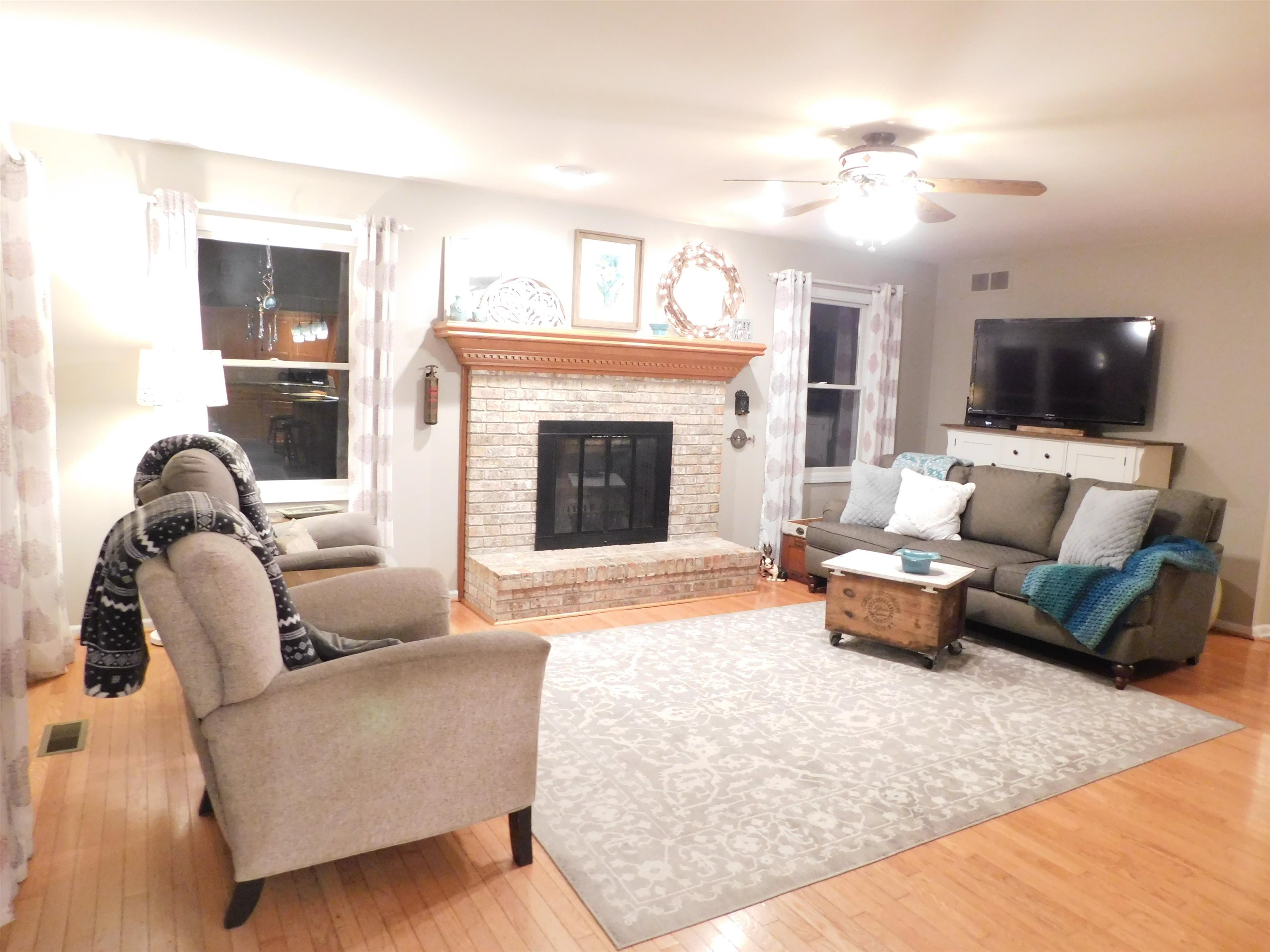 5182 General Squier Road Dryden, MI 48428 - Photo 5 of 42 Great Room