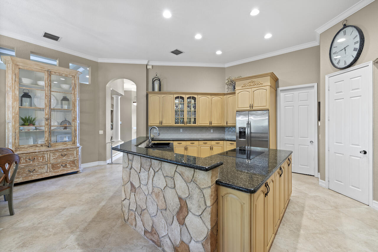 15530 Rolling Meadows Circle Wellington, FL 33414 - Photo 11 of 47 RWS_0595