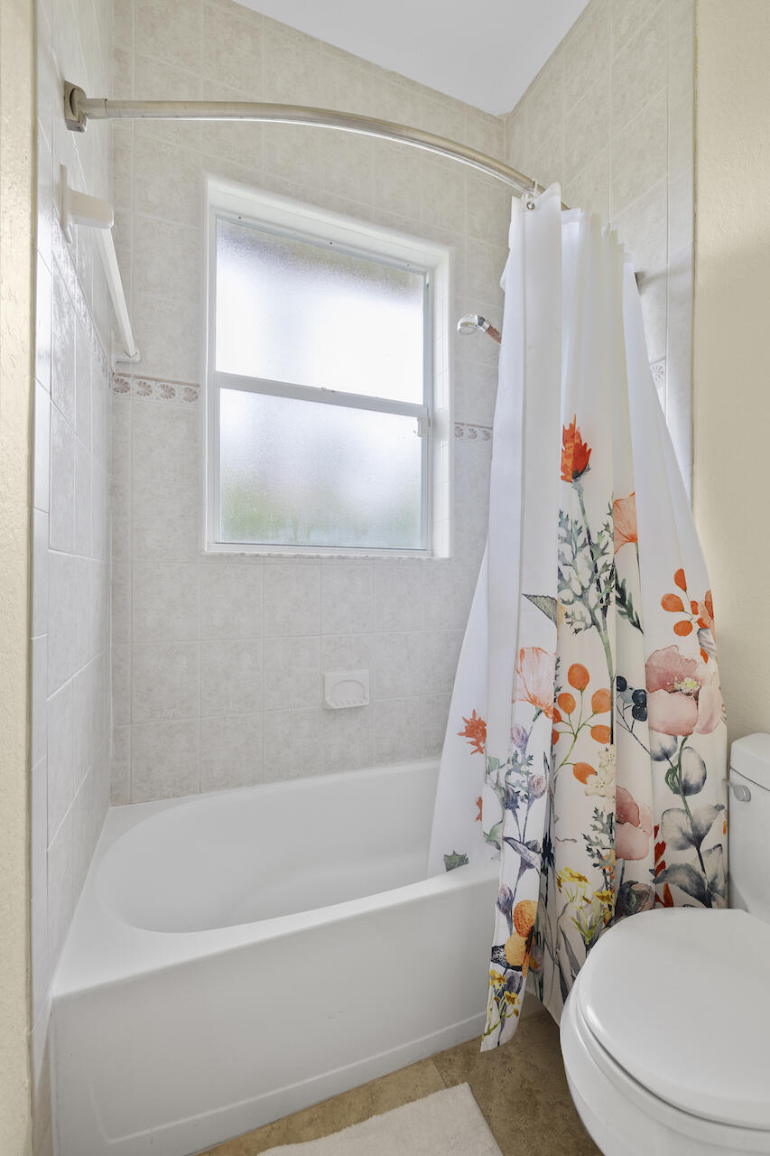 15530 Rolling Meadows Circle Wellington, FL 33414 - Photo 24 of 47 RWS_2327