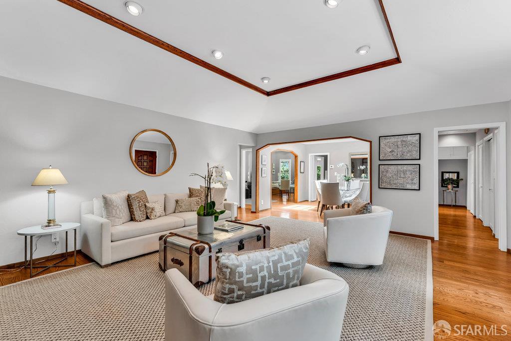 35 Ardilla Road Orinda, CA 94563 - Photo 12 of 94 Gallery Image 12