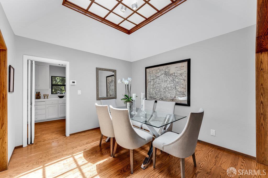 35 Ardilla Road Orinda, CA 94563 - Photo 15 of 94 Gallery Image 15