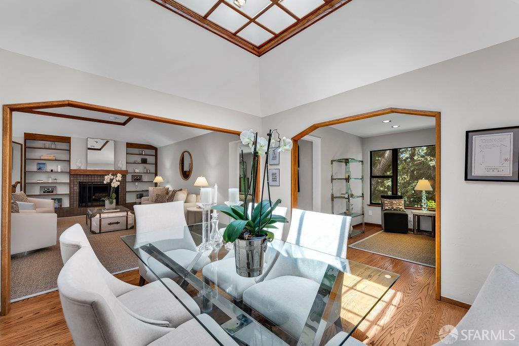 35 Ardilla Road Orinda, CA 94563 - Photo 16 of 94 Gallery Image 16