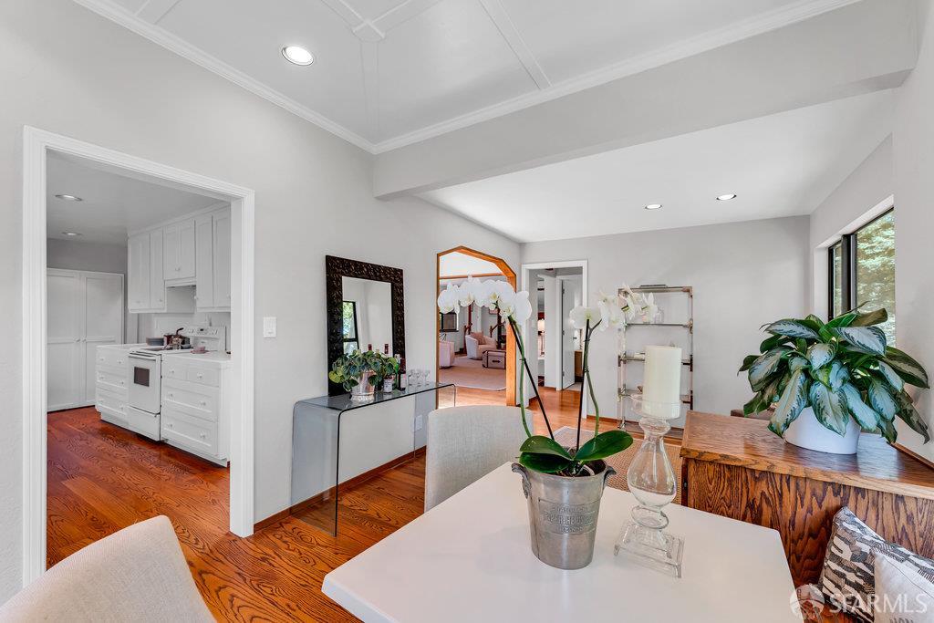 35 Ardilla Road Orinda, CA 94563 - Photo 25 of 94 Gallery Image 25