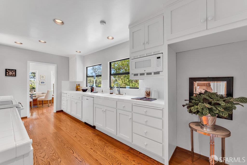 35 Ardilla Road Orinda, CA 94563 - Photo 34 of 94 Gallery Image 34