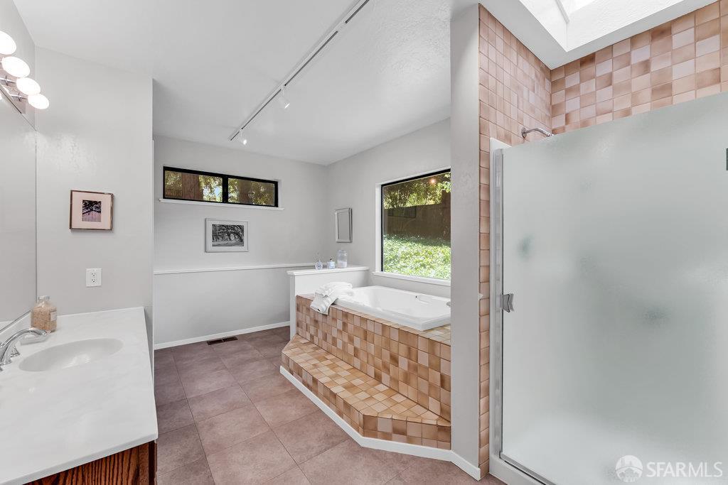 35 Ardilla Road Orinda, CA 94563 - Photo 47 of 94 Gallery Image 47