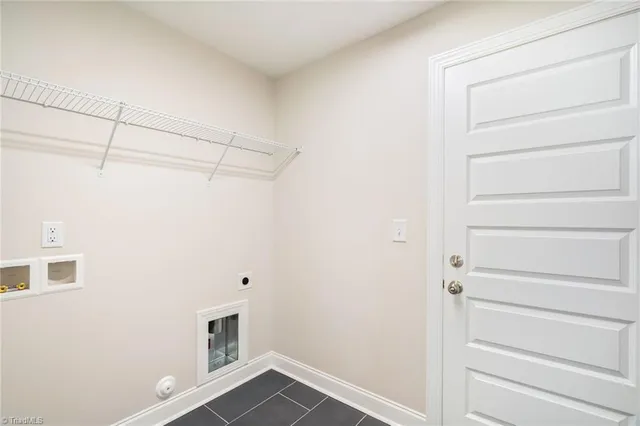 $599,900 | 3701 Pasture View Drive, Summerfield, NC 27358