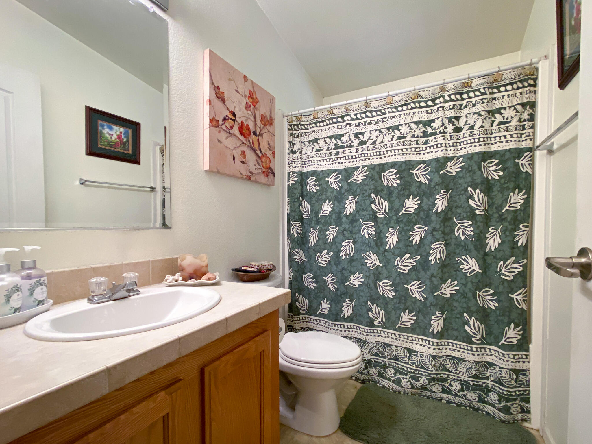 361 Senger Road Junction City, CA 96048 - Photo 20 of 39 Guest Bath