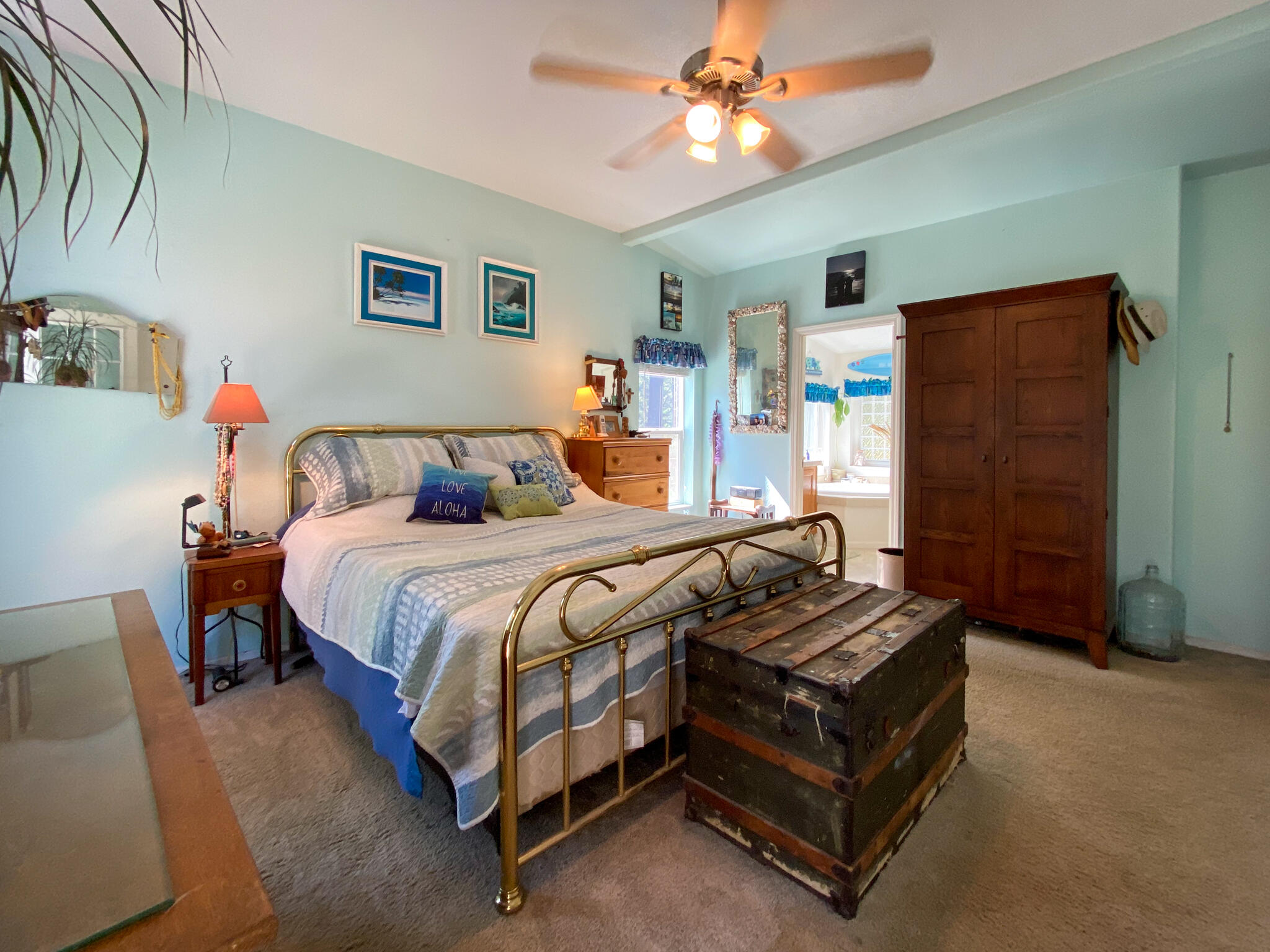 361 Senger Road Junction City, CA 96048 - Photo 9 of 39 Primary Bedroom w/Tropical Twist