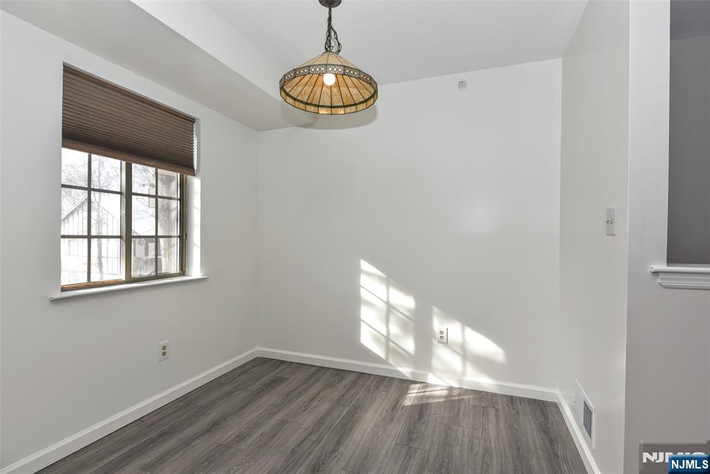 3707 Mark Twain Way Mahwah, NJ 07430 - Photo 12 of 26