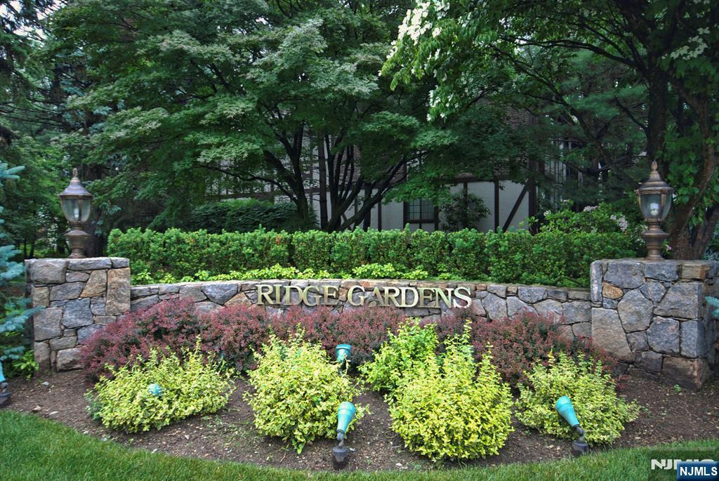 3707 Mark Twain Way Mahwah, NJ 07430 - Photo 22 of 26