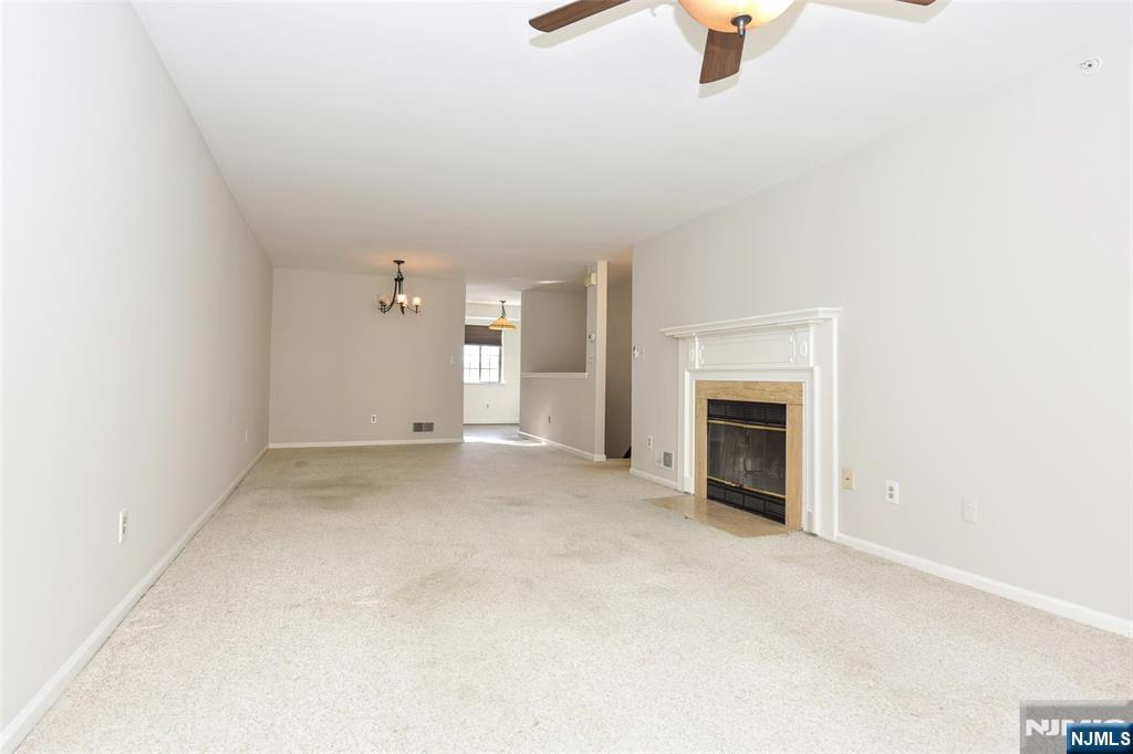 3707 Mark Twain Way Mahwah, NJ 07430 - Photo 7 of 26