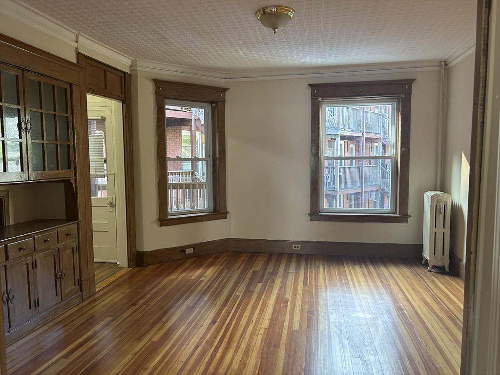 4 Laurel Street, Unit 2 Holyoke, MA 01040 - Photo 12 of 14