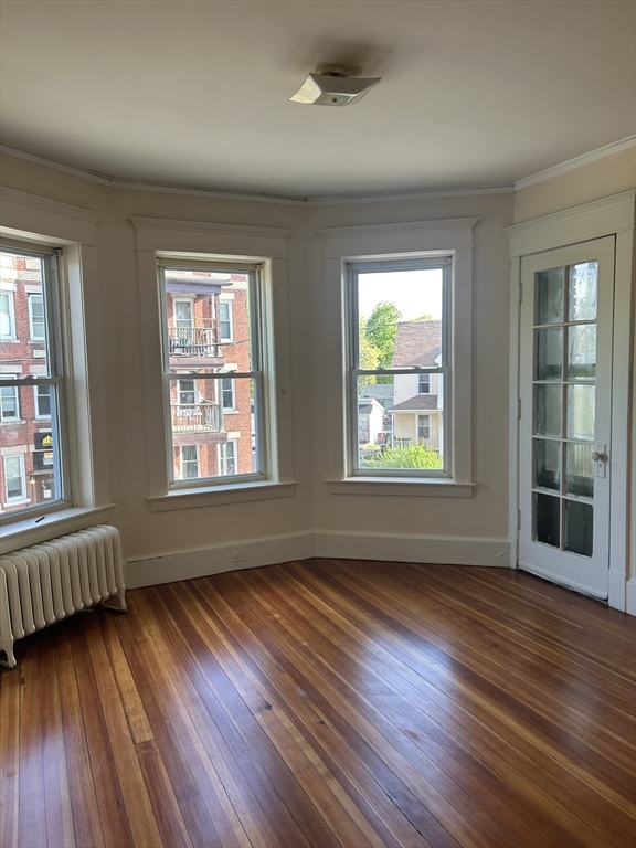 4 Laurel Street, Unit 2 Holyoke, MA 01040 - Photo 2 of 14