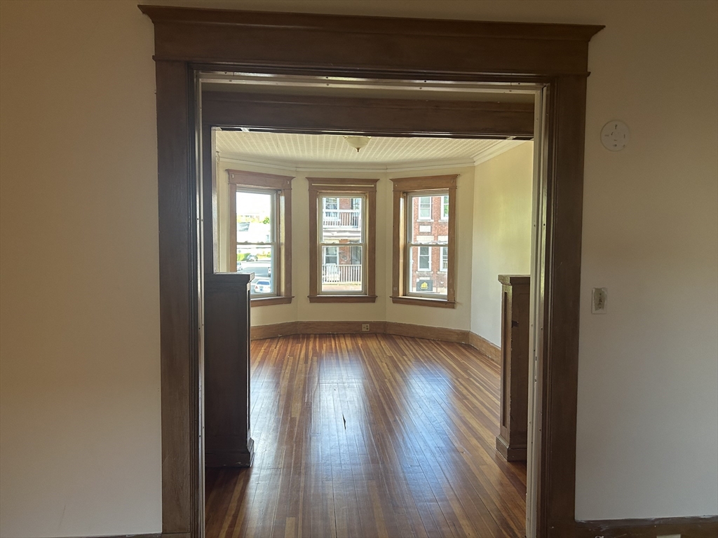 4 Laurel Street, Unit 2 Holyoke, MA 01040 - Photo 8 of 14