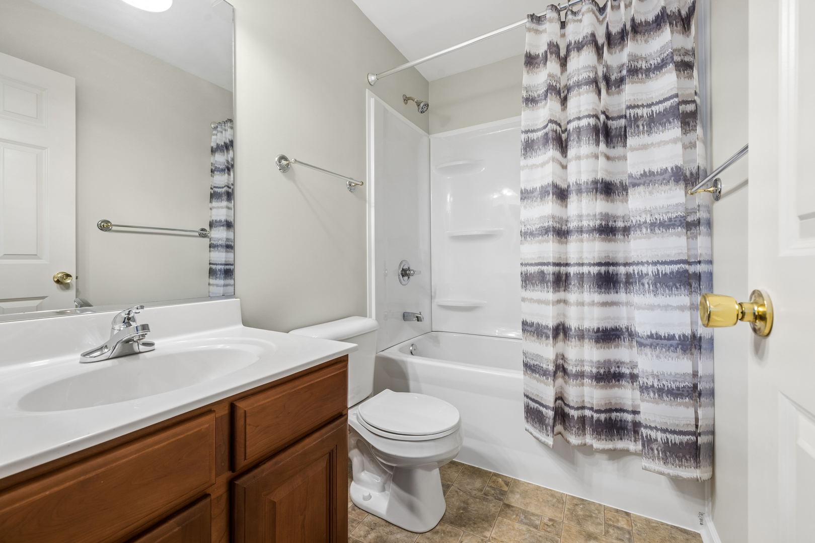 2312 Cascade Circle Round Lake, IL 60073 - Photo 14 of 28