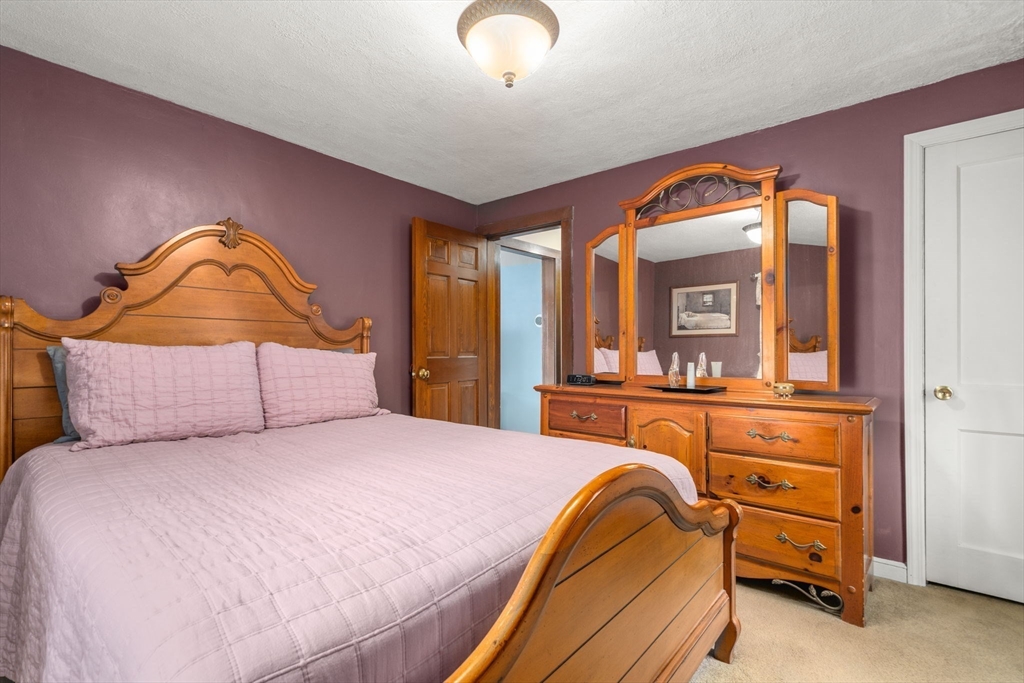 40 Colby Avenue Worcester, MA 01605 - Photo 18 of 32