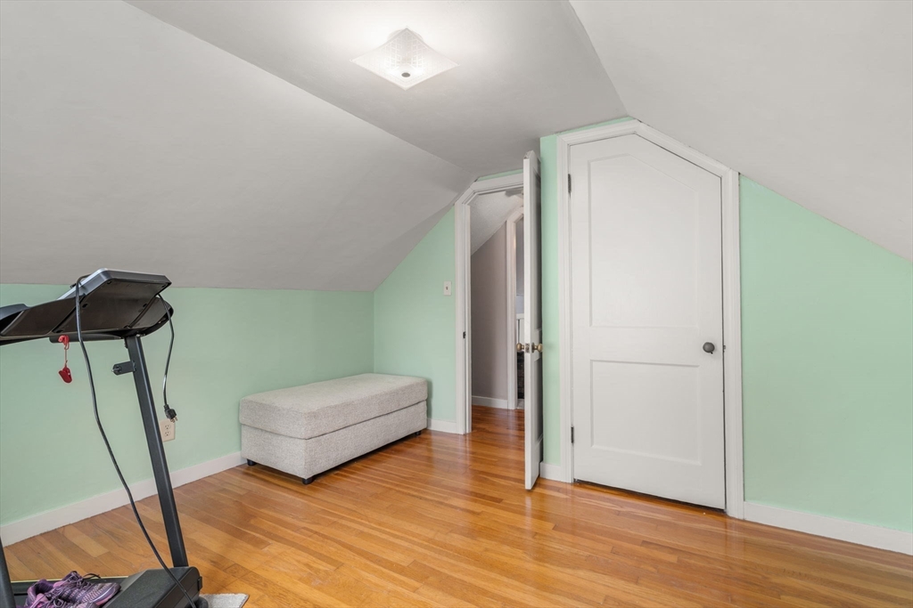 40 Colby Avenue Worcester, MA 01605 - Photo 22 of 32