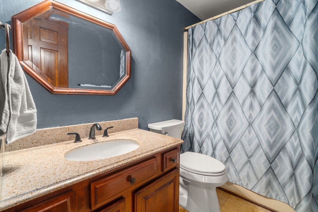 40 Colby Avenue Worcester, MA 01605 - Photo 24 of 32