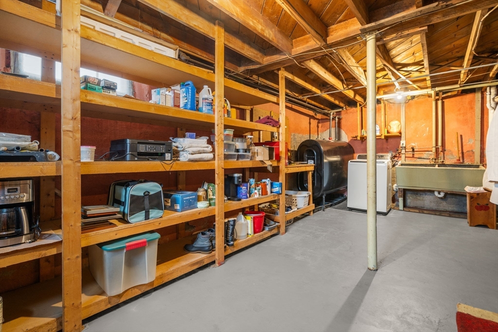 40 Colby Avenue Worcester, MA 01605 - Photo 27 of 32