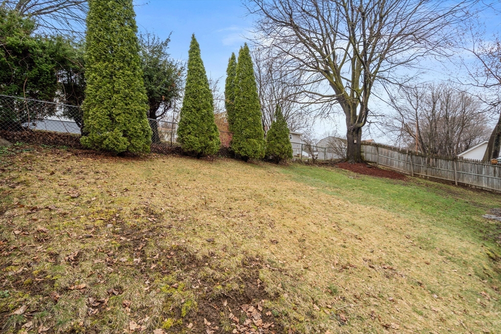 40 Colby Avenue Worcester, MA 01605 - Photo 30 of 32