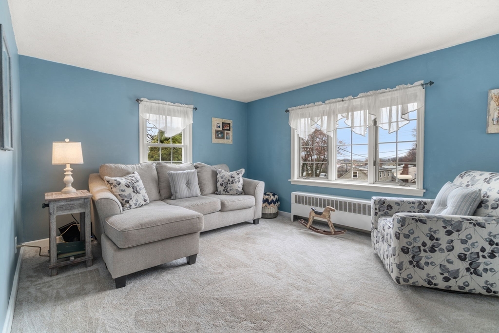 40 Colby Avenue Worcester, MA 01605 - Photo 10 of 32