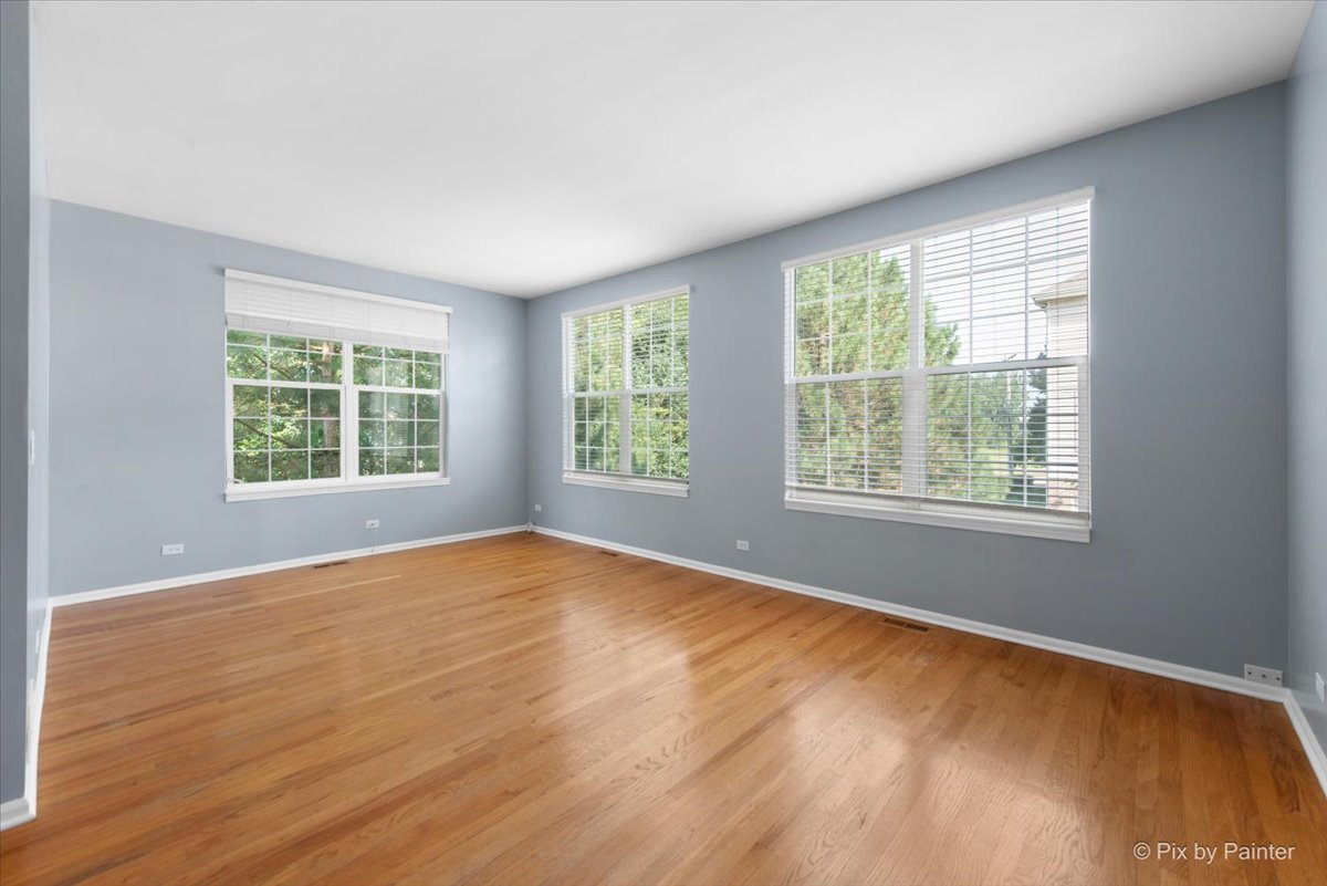 531 Pheasant Trail St. Charles, IL 60174 - Photo 5 of 32