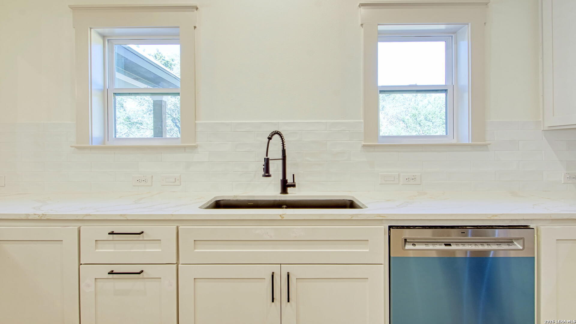 1207 Tanglewood Trail Spring Branch, TX 78070 - Photo 15 of 38