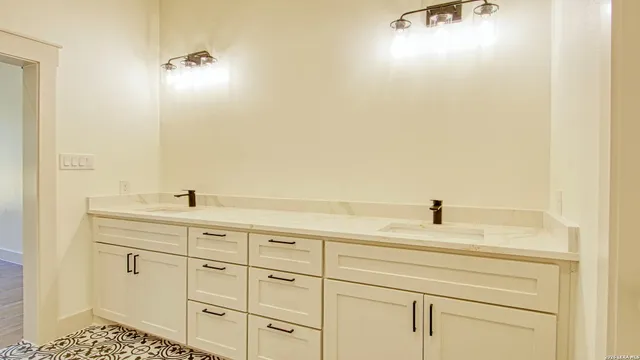 $398,000 | 1207 Tanglewood Trail, Spring Branch, TX 78070