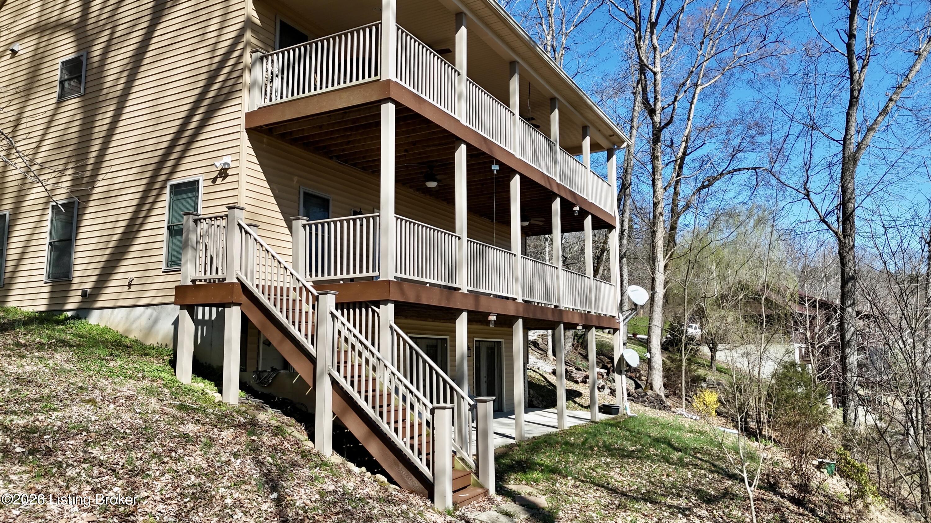 525 North Riverbend Road Leitchfield, KY 42754 - Photo 1 of 96 525-26a