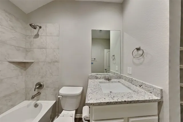 $2,195 | 7139 St Kitts Drive, Conroe, TX 77304