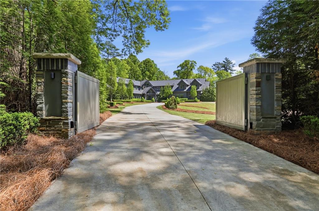 2883 West Roxboro Road Northeast Atlanta, GA 30324 - Photo 6 of 125
