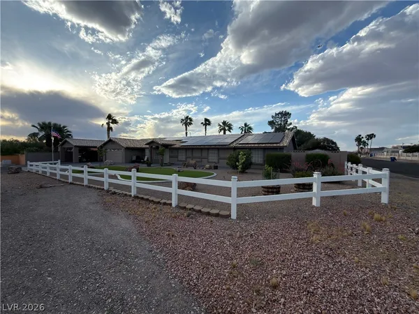 $850,000 | 824 Havre Avenue, Henderson, NV 89015