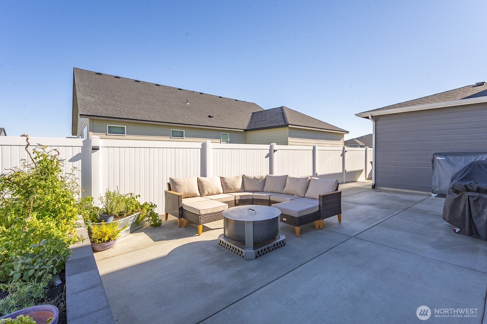 4750 Hawk Street Moses Lake, WA 98837 - Photo 9 of 35