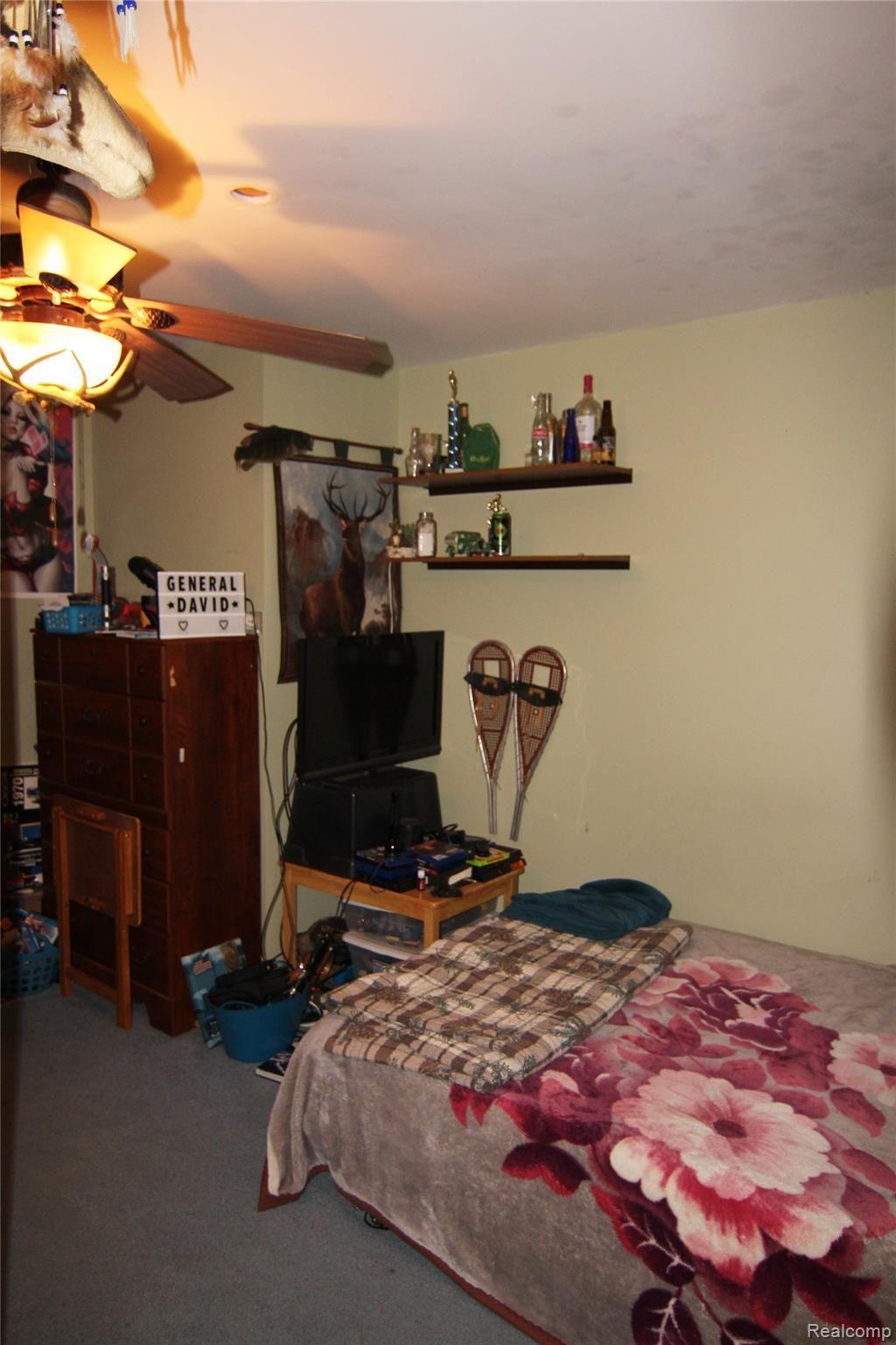 2982 Carpenter Road Lapeer, MI 48446 - Photo 31 of 40 IMG_2257.JPG