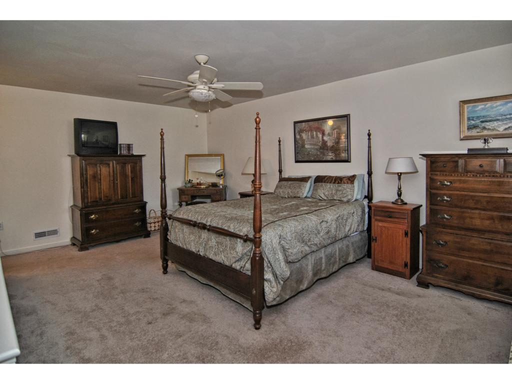 5 Pleasant Street, Unit 5 Windham, NH 03087 - Photo 14 of 24