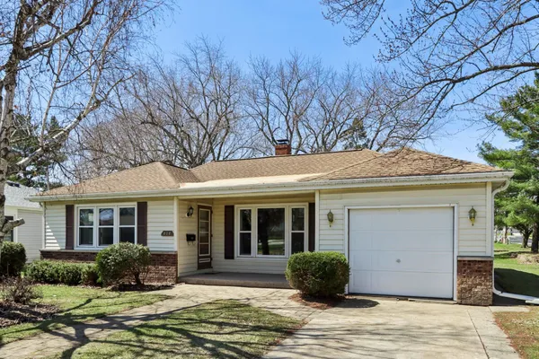 $375,000 | 208 North Main Street, Verona, WI 53593