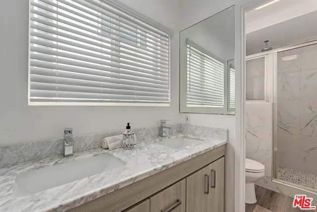 $8,999,999 | 3806 Ocean Front Walk, Marina del Rey, CA 90292