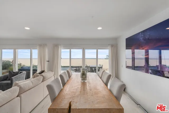 $8,999,999 | 3806 Ocean Front Walk, Marina del Rey, CA 90292