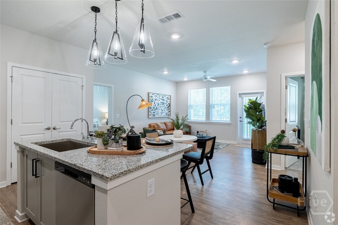 5670 Ogeechee Road, Unit DOGWOOD Savannah, GA 31405 - Photo 23 of 34