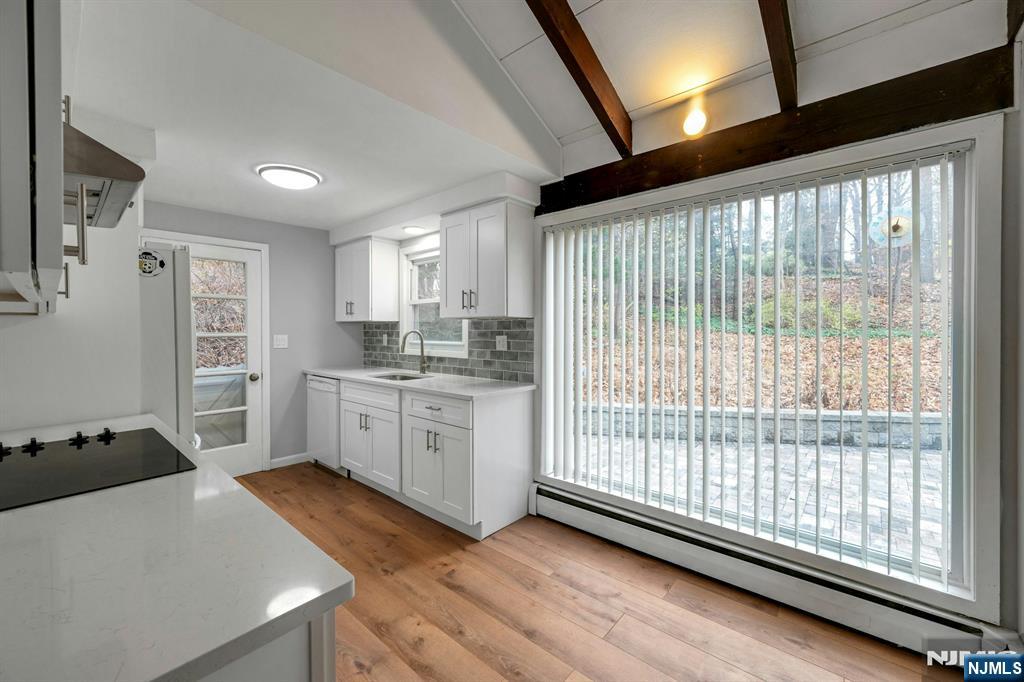 49 Pine Grove Road Berkeley Heights, NJ 07922 - Photo 3 of 29