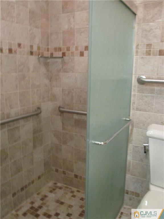 784 A Pompton Road Monroe Township, NJ 08831 - Photo 9 of 13 Gallery Image 9