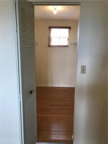 $3,250 | 7061 Southwest 41st Place, Davie, FL 33314