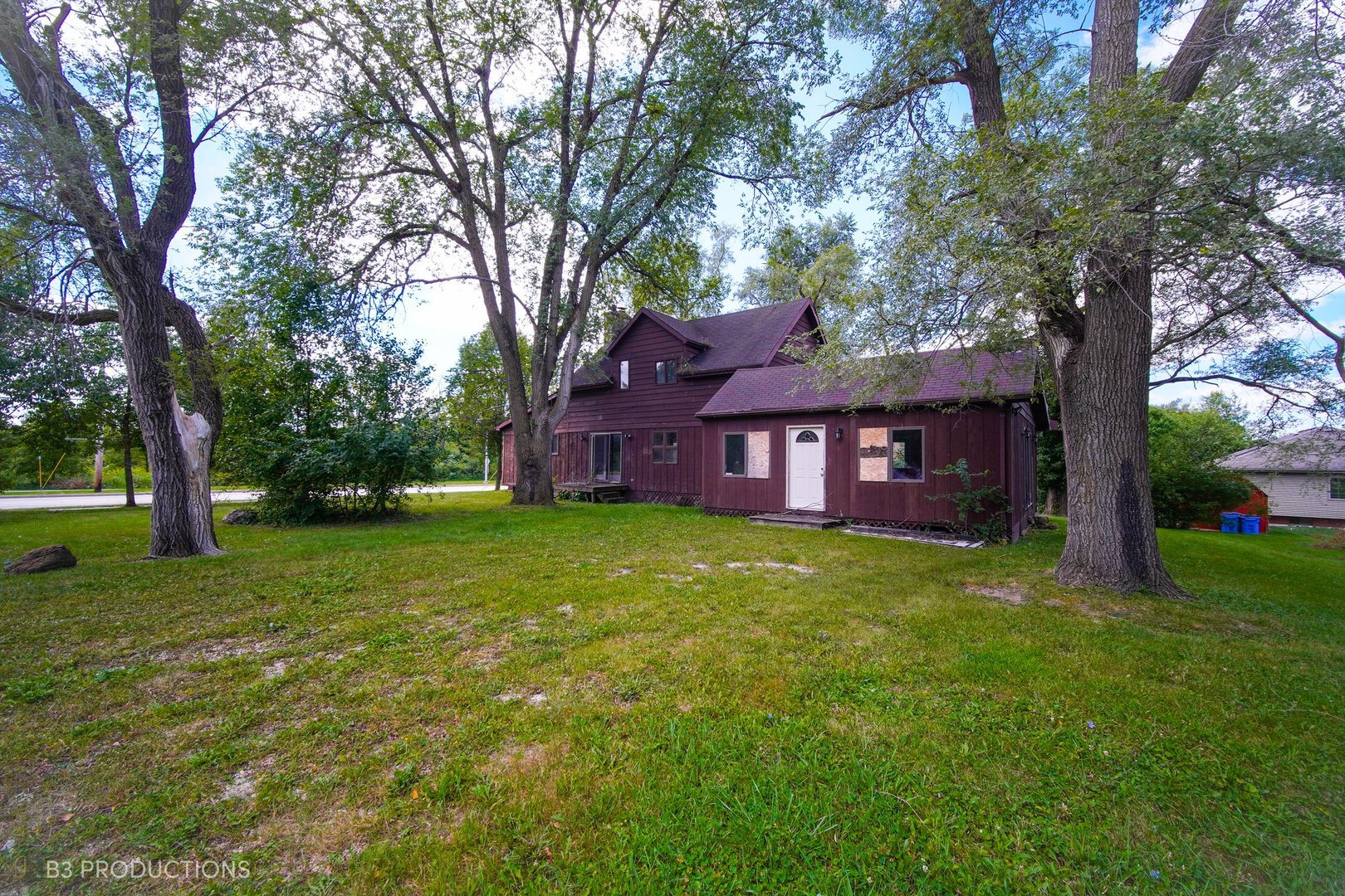 10508 West La Porte Road Mokena, IL 60448 - Photo 12 of 13 a view of a house with a yard