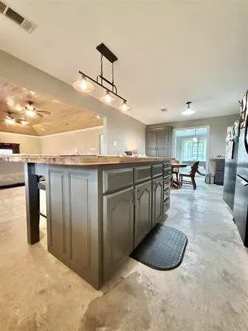 $349,000 | 5570 Farm To Market Road 1136, Orange, TX 77632