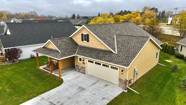 $425,000 | 2323 40th Avenue South, St. Cloud, MN 56301