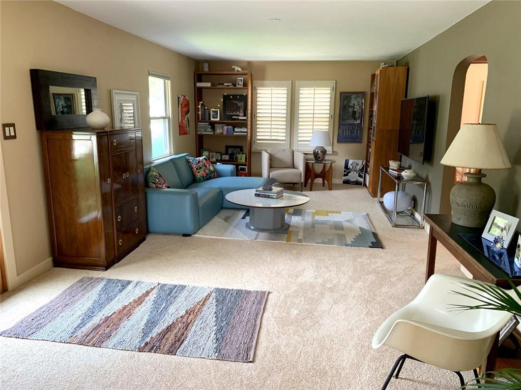 919 Lindberg Road Anderson, IN 46012 - Photo 7 of 37